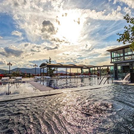 Villa Marine Hotel 阿奇亚卡 外观 照片