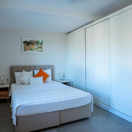 Villa Marine Hotel 阿奇亚卡 外观 照片