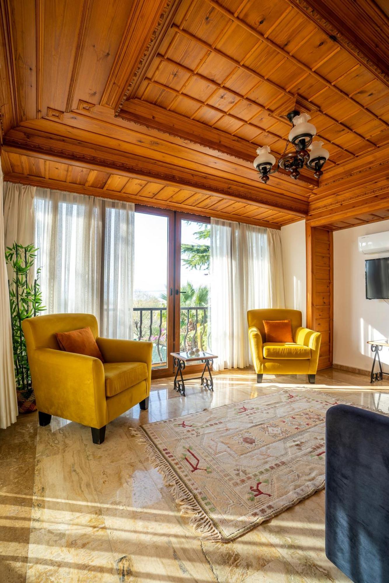 Villa Marine Hotel 阿奇亚卡 外观 照片